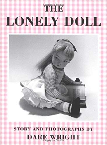 Vita segreta della bambola solitaria